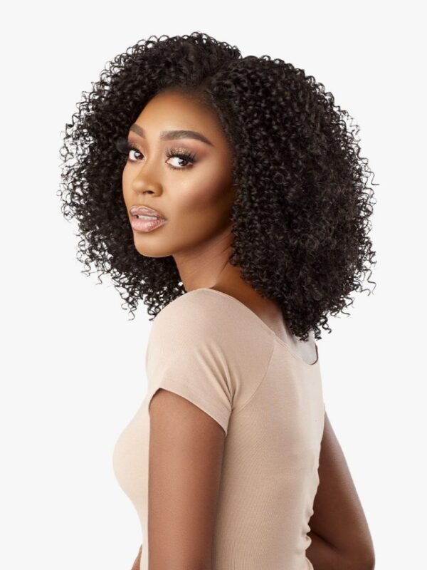SENSATIONNEL CURLS KINKS & CO LACE WIG - KINKY EDGES 13X6 KINKY COILY 16″ - Image 4
