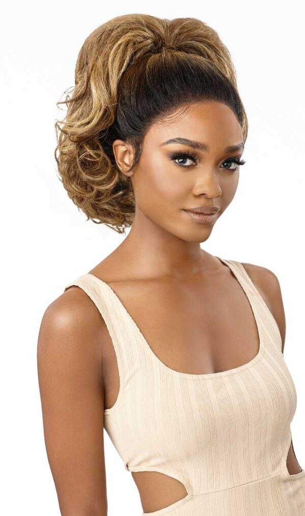 OUTRE 100% HUMAN HAIR BLEND 360 FRONTAL LACE WIG - KALINDA - Image 4